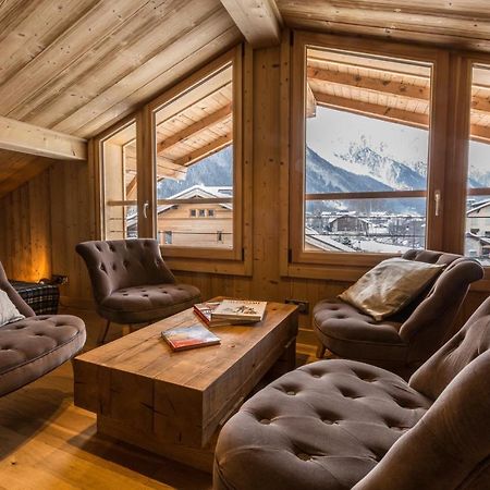 Chalet Yolo - Chalet Retreat In Central Chamonix Steam Room Exterior photo