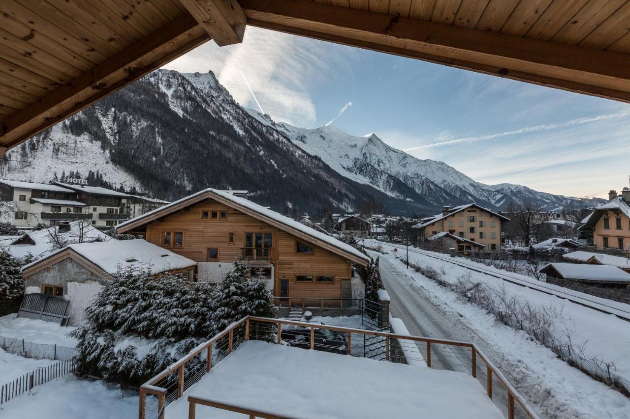 Chalet Yolo - Chalet Retreat In Central Chamonix Steam Room Exterior photo